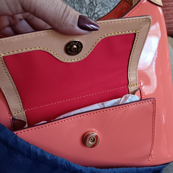 NWT Dooney & Bourke Shoulder Bag - Picture 4 of 17